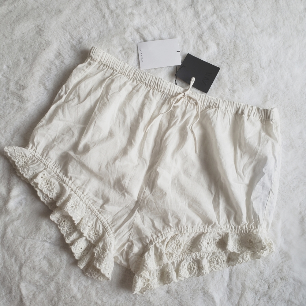 Zara Victorian lingerie lace shorts